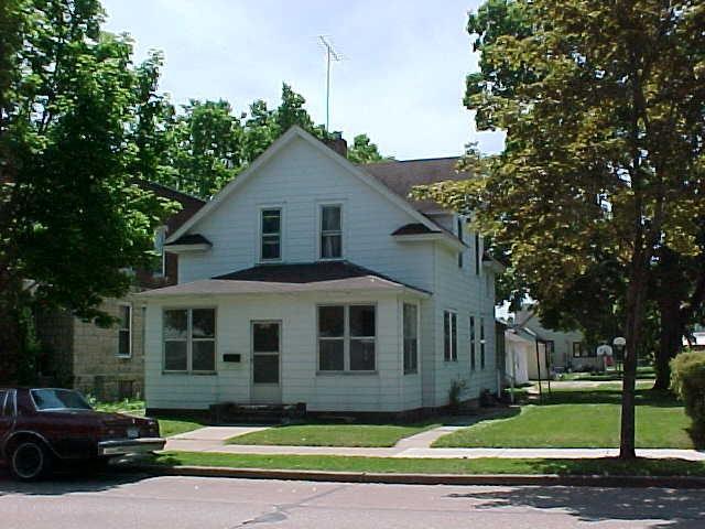 1414 Jackson St., La Crosse, WI 54601