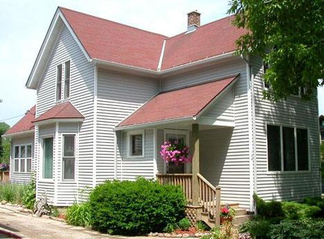 124 S Milwaukee St., Plymouth, WI 53073