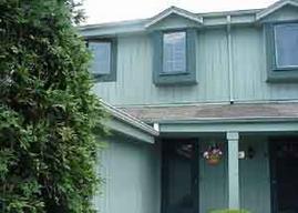 2415 Willowood #B, Waukesha, WI 53188