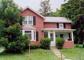 242 W Capitol Dr, Hartland, WI 53029