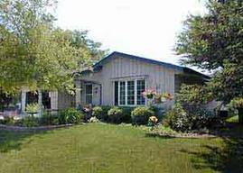 1415 Cedar Dr., Port Washington, WI 53074