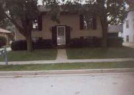 1800 Michael Dr, Waukesha, WI 53189