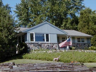 526 Main St., Pewaukee, WI 53072