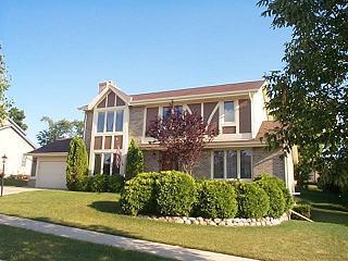 1259 Highpoint Ln., Waukesha, WI 53189