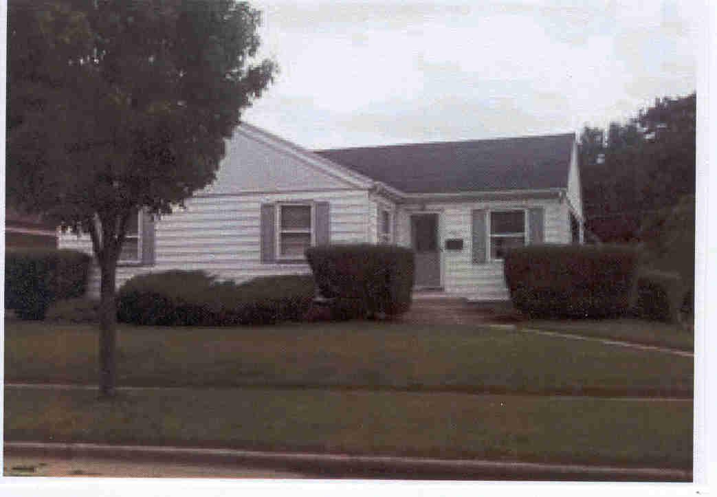 4117 79th St, Kenosha, WI 53142
