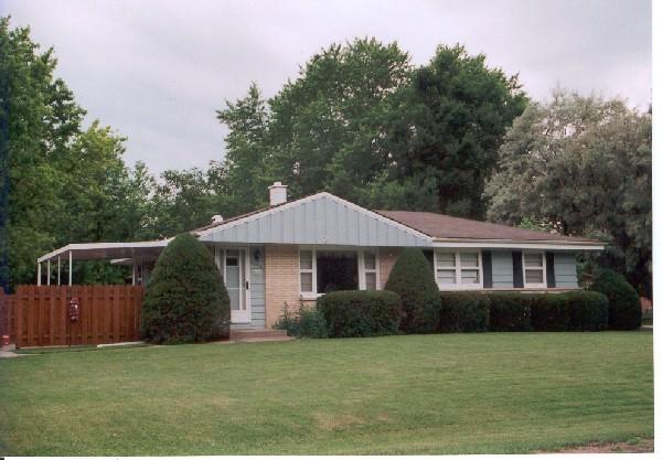 8269 N Grandview Dr., Brown Deer, WI 53223