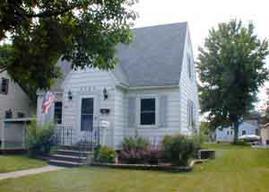 2208 Jackson St., La Crosse, WI 54601