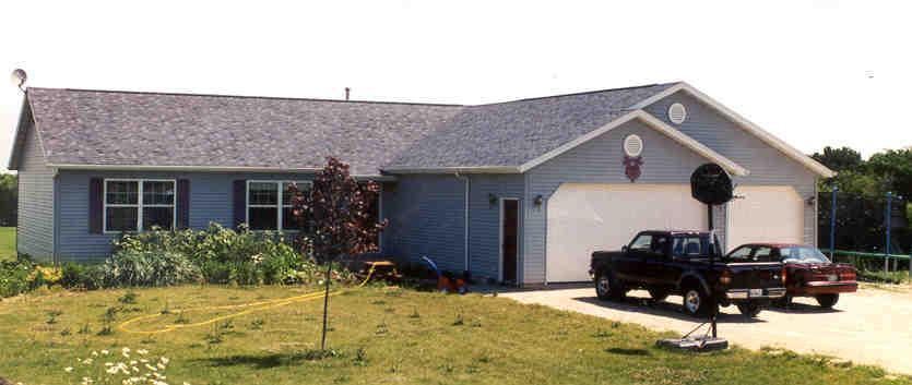 4432 W County Road  G, Holland, WI 53013