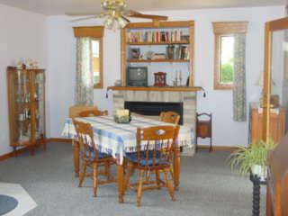 705 Gorman St, Elkhorn, WI 53121