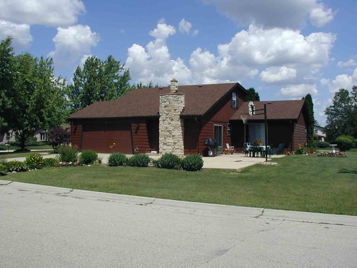 N10418 Bridle Path #W167, Germantown, WI 53022