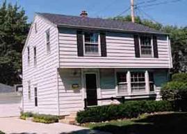 5579 N Bay Ridge Ave., Whitefish Bay, WI 53217