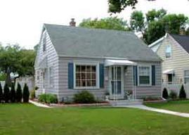 2955 N 79th St, Milwaukee, WI 53222