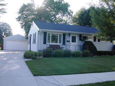 237 Highland Ave., Hartland, WI 53029