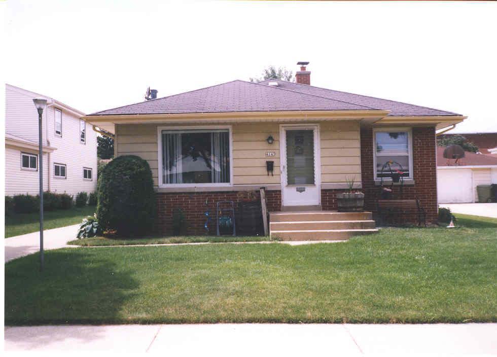 4143 N 80th St, Milwaukee, WI 53222