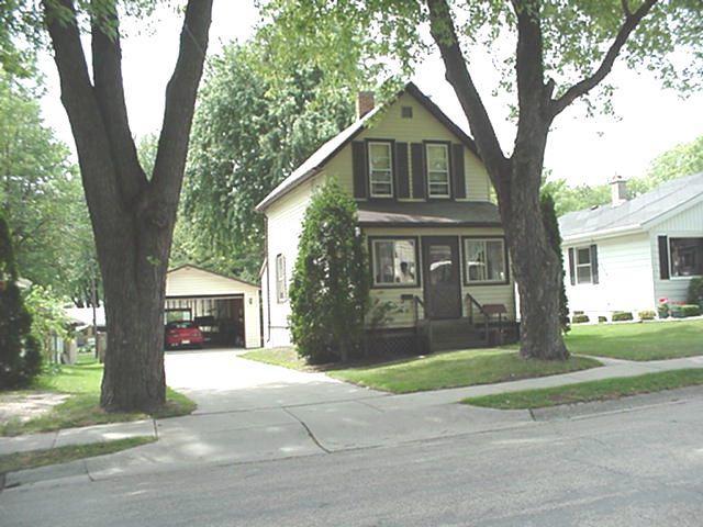 423 S Rural St., Hartford, WI 53027