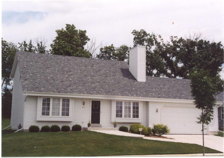 2331 N Universtiy, Waukesha, WI 53188