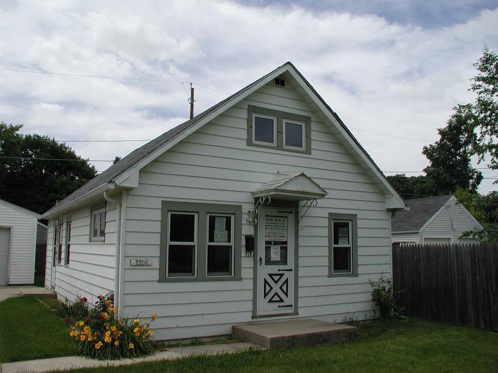 2206 Orchard St., Racine, WI 53405
