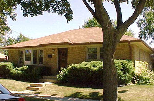 8025 W Fiebrantz, Milwaukee, WI 53222