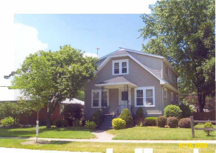 7302 43rd Ave, Kenosha, WI 53142