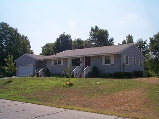W7735 Richwood St., Holland, WI 54636