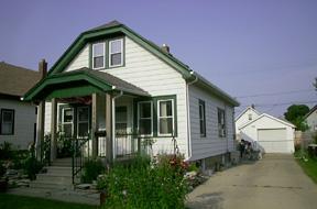 1348 S 86th St., West Allis, WI 53214