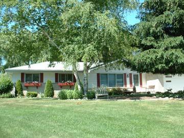 14735 Cameron Dr Lwr, Brookfield, WI 53005