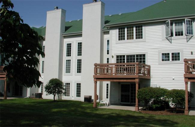 1645 Woodland Dr. #12-58, Geneva, WI 53147