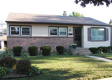 1445 Cedar Creek St., Racine, WI 53402