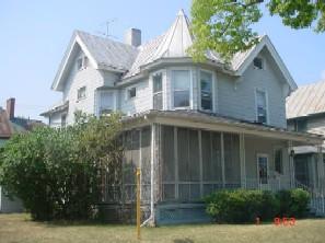 1228 State St., La Crosse, WI 54601