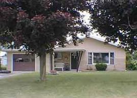 120 Colonial Dr., Saint Nazianz, WI 54232