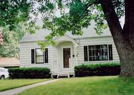 8556 N Hiawatha Ave., Menomonee Falls, WI 53051