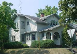 944 Cameron Ave., La Crosse, WI 54601