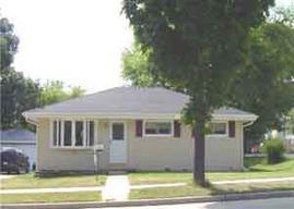 1512 N Grandview Blvd., Waukesha, WI 53188