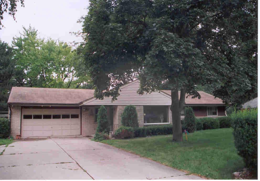2415 W Green Tree Rd., Glendale, WI 53209