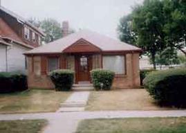 4677 N 37th St, Milwaukee, WI 53209