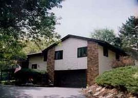 5400 S Overlook Dr., New Berlin, WI 53146