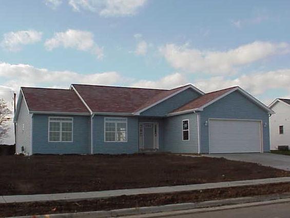 322 Linden Ln, Delavan, WI 53115