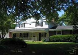 5657 S 92nd St., Hales Corners, WI 53130