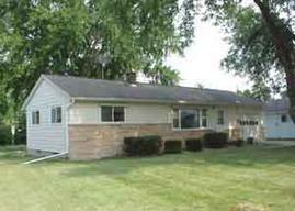1305 N 2nd St., Watertown, WI 53098