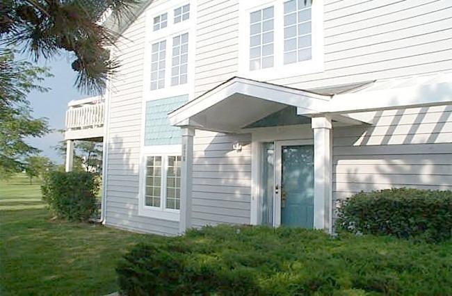 628 N Geneva National Ave., Geneva, WI 53147