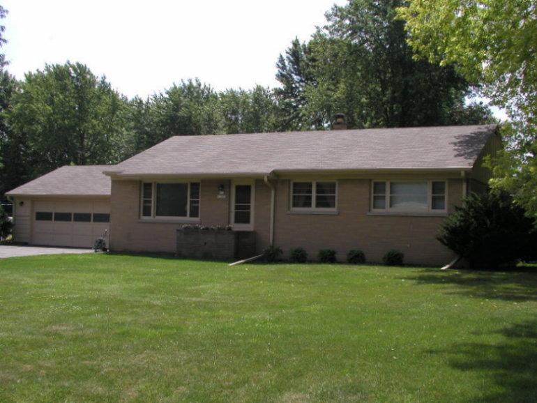 N50W15889 Maple Crest Ln., Menomonee Falls, WI 53051