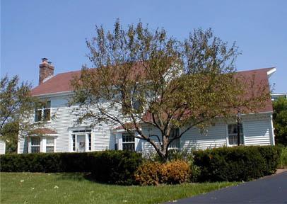 11830 W Waterford, Greenfield, WI 53228