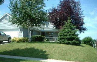 1720 Erin Ln., Waukesha, WI 53188