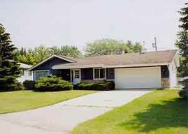 3721 W Mangold, Greenfield, WI 53221