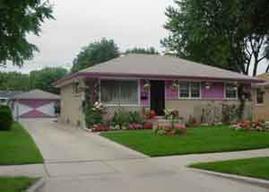 5753 N 81st St, Milwaukee, WI 53218