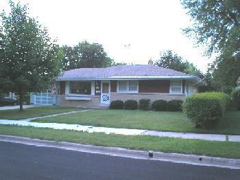 N85W17321 Lee Pl, Menomonee Falls, WI 53051