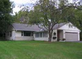 625 Vernon Pl., Elm Grove, WI 53122
