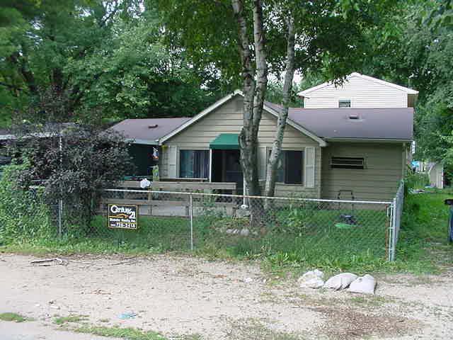2907 Darlington St., Delavan, WI 53115