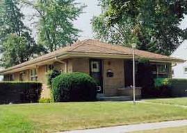 7925 W Fiebrantz, Milwaukee, WI 53222