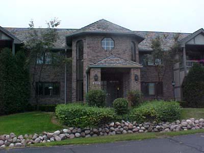 6555 N Green Bay Ave. #101, Glendale, WI 53209